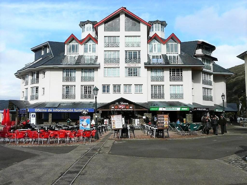 Ski Plaza Sierra Nevada & Zona Baja エクステリア 写真