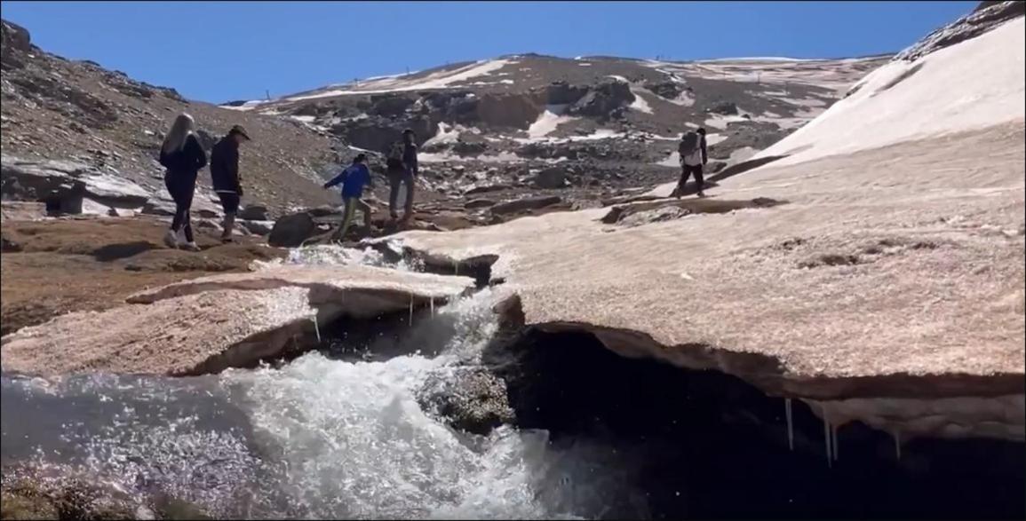 Ski Plaza Sierra Nevada & Zona Baja エクステリア 写真